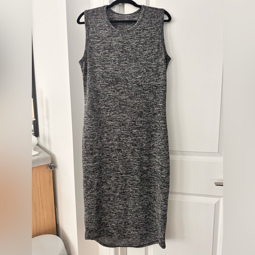 Sleeveless Gray Knit Dress